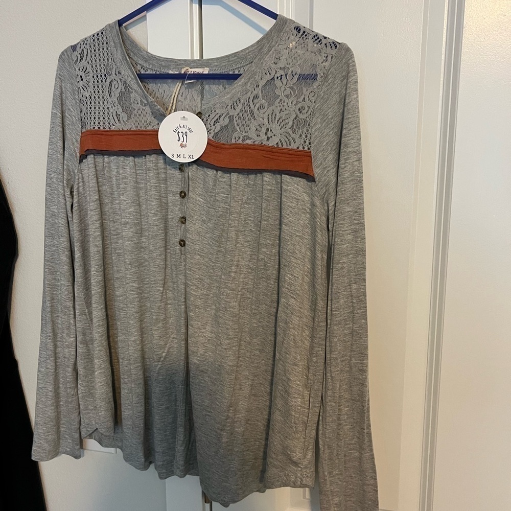 Lace shouldered shirt